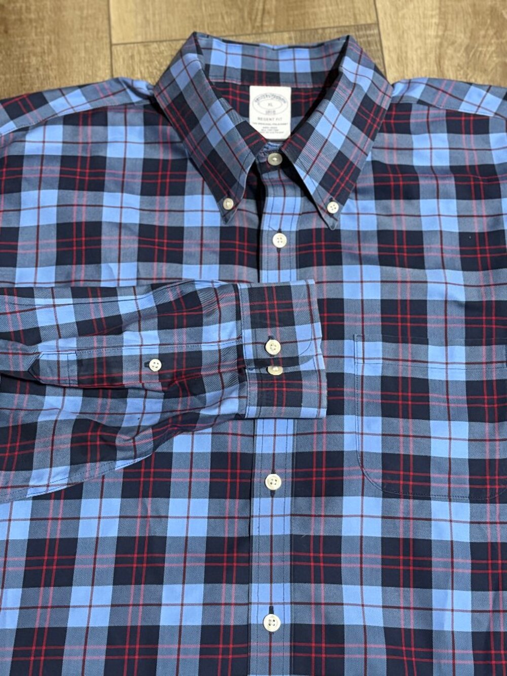 Brooks Brothers Regent Fit Button Up Shirt Men's XL Plaid Blue